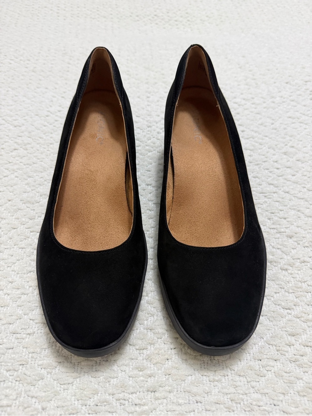 Vionic Sereno Wedge Black Leather Pump Women’s Size 11 - Picture 2 of 11
